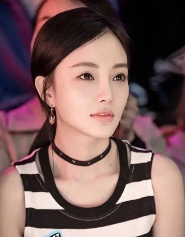 |如果没有夜宿门 李小璐真的很适合女团吗