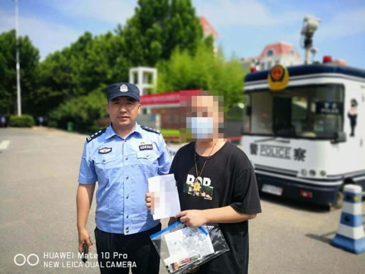 马大哈|“马大哈”考生丢失身份证 西海岸民警五分钟解考生燃眉之急