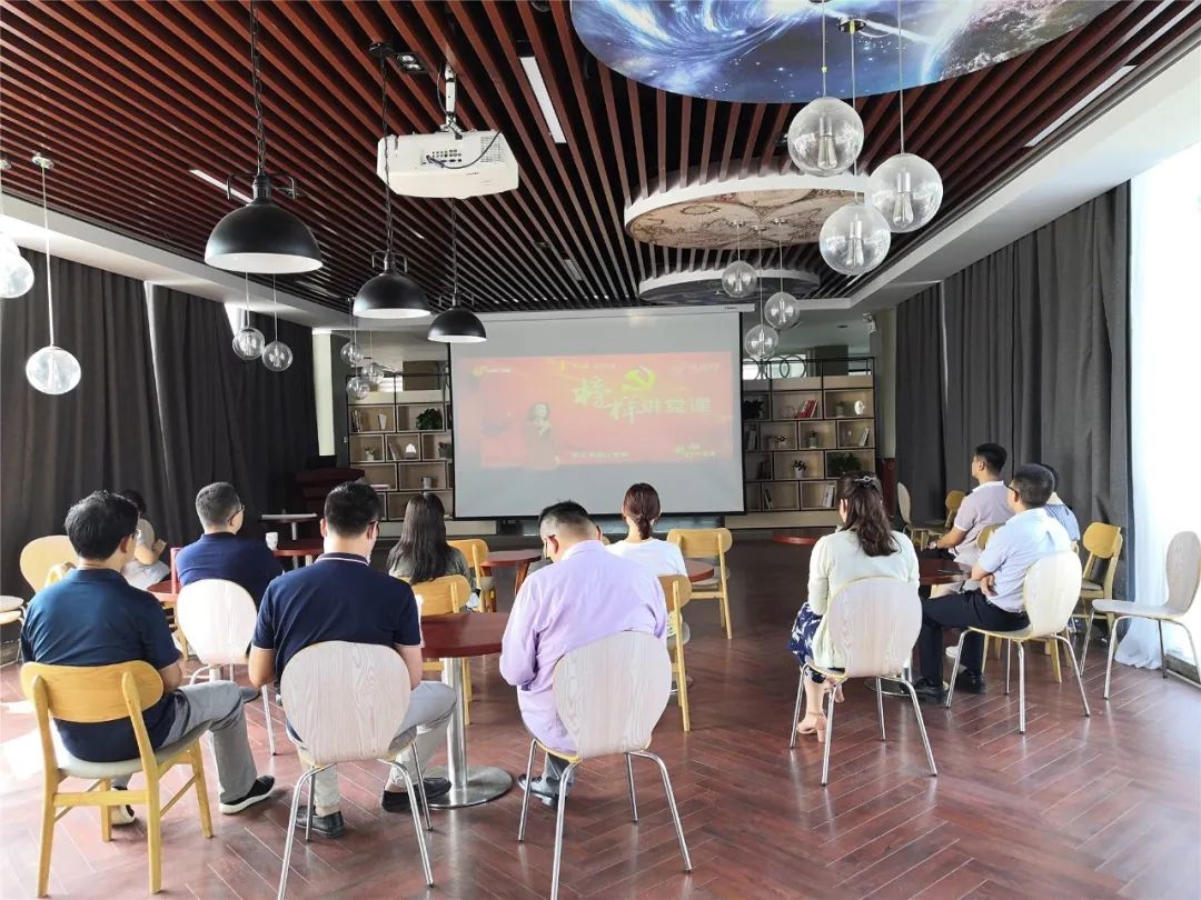 党课|青岛市工研院党支部组织开展“榜样讲党课”主题党日活动