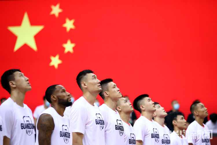 惜败|青岛男篮三分之差惜败广东 “小巨人”刘传兴迎来大爆发