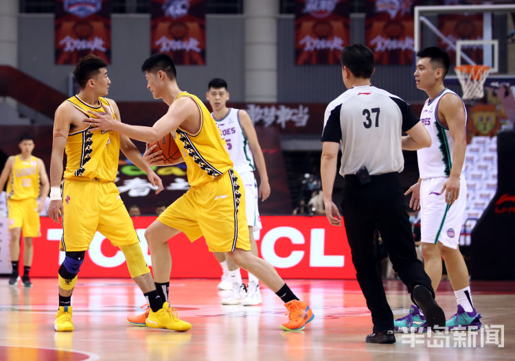 全华班|“全华班”比拼差距大 广厦轻取山东