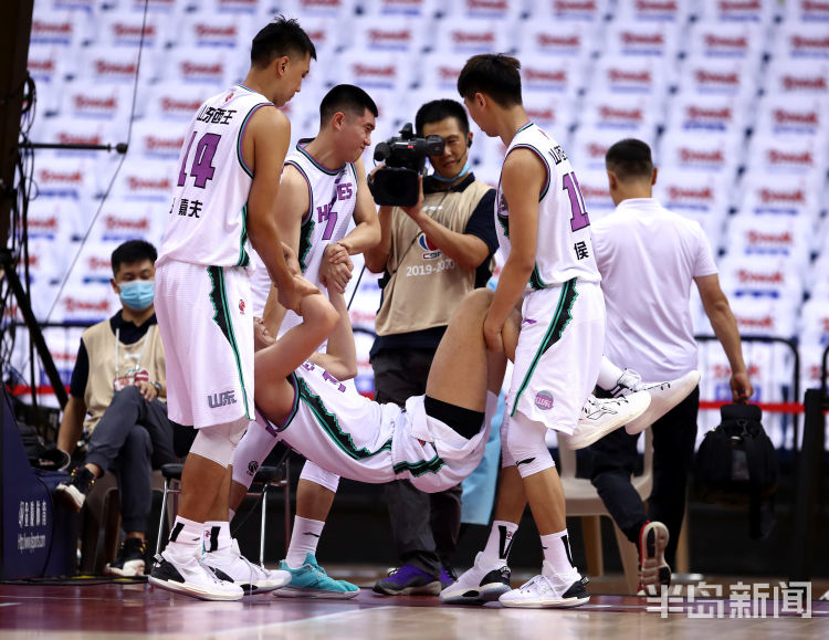 全华班|“全华班”比拼差距大 广厦轻取山东