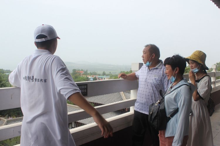 讲解员|首批16名“青少年志愿讲解员”在青岛琅琊台风景名胜区正式上岗