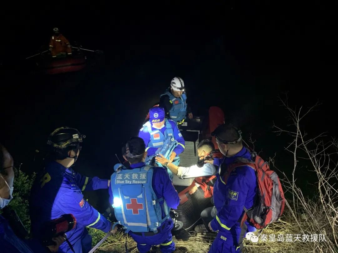 充电|广西一男子带7岁儿子游泳 转身给手机充电结果孩子溺亡……这件事一定要注意