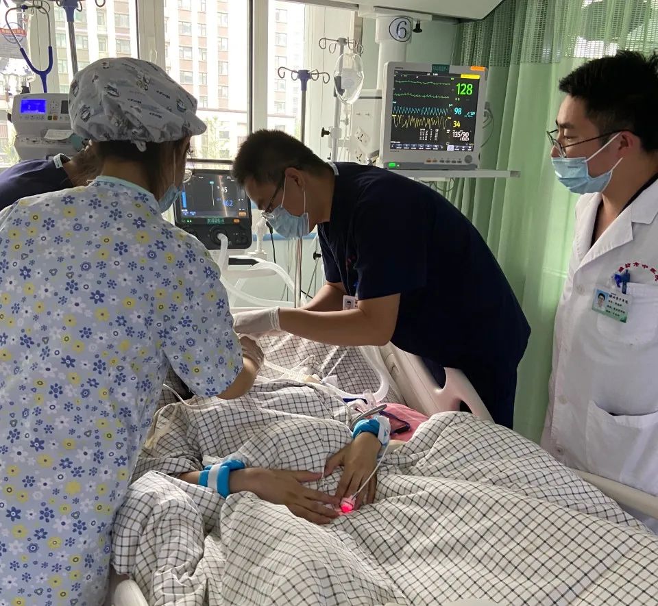 |孩子，妈妈不离开你们 ——潍坊市中医院东院区多科成功抢救心衰产妇