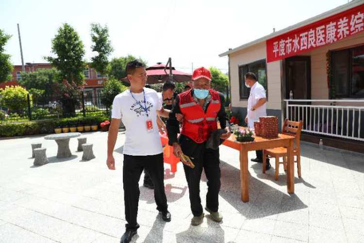 仁兆|平度仁兆开展文明实践送温暖到家活动 切实解决群众需求