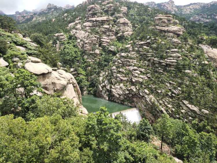 美如画|雨后青山如黛 巨峰美如画卷