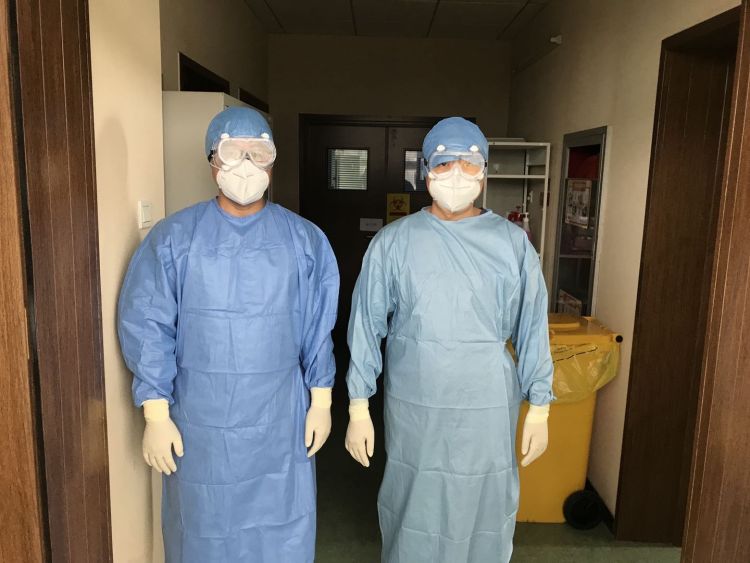 青大|前后奔赴两个“战场” 青大附院援京医生顺利回青