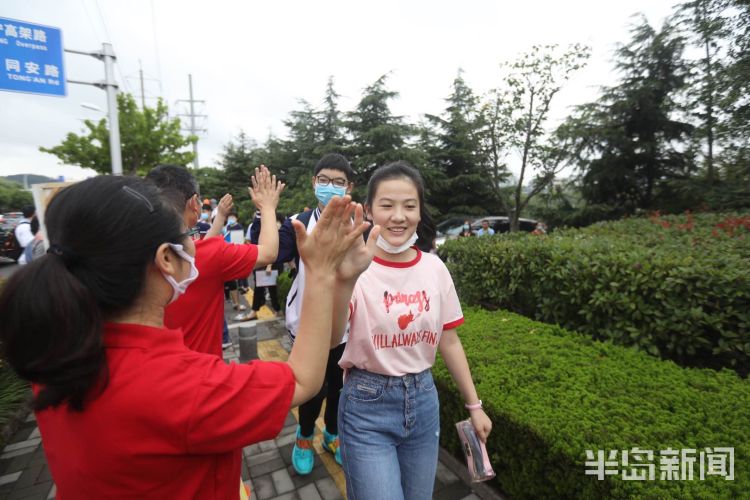 加油|青岛中考拉开大幕 拼搏吧，少年！