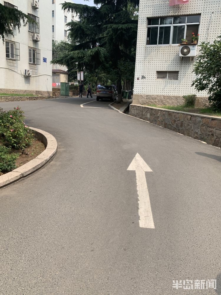 停车难|青岛李沧交警量身定做微循环 老小区停车难问题解决了