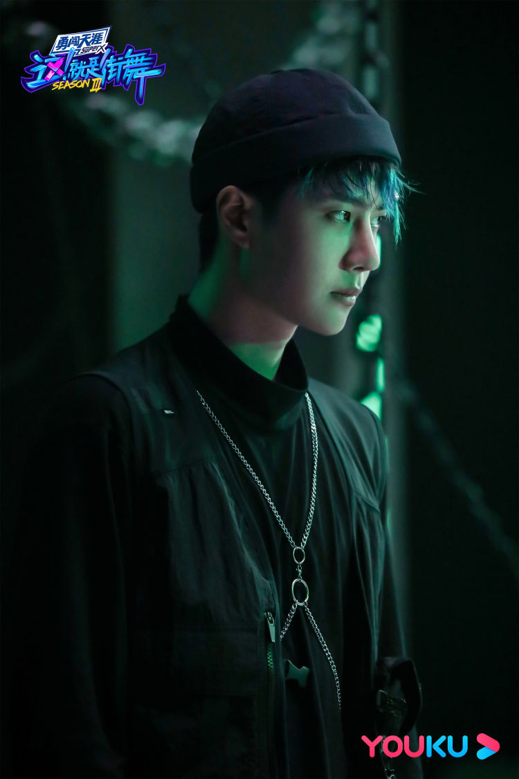 battle|开播即battle！《这！就是街舞3》队长大秀震撼炸街 放话“赢就完事”