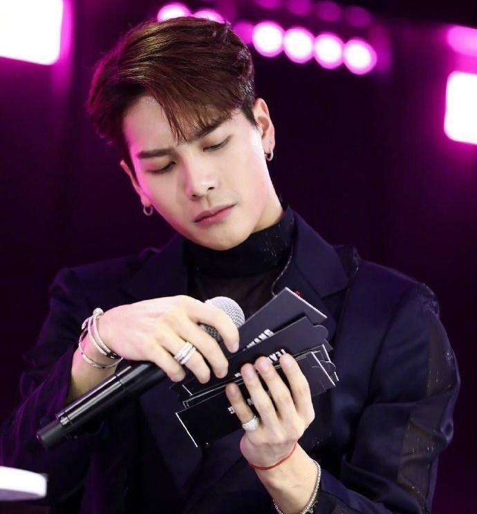 街舞|《这就是街舞》7月18日晚8点首播 王一博张艺兴钟汉良王嘉尔点燃你的battle之夏！