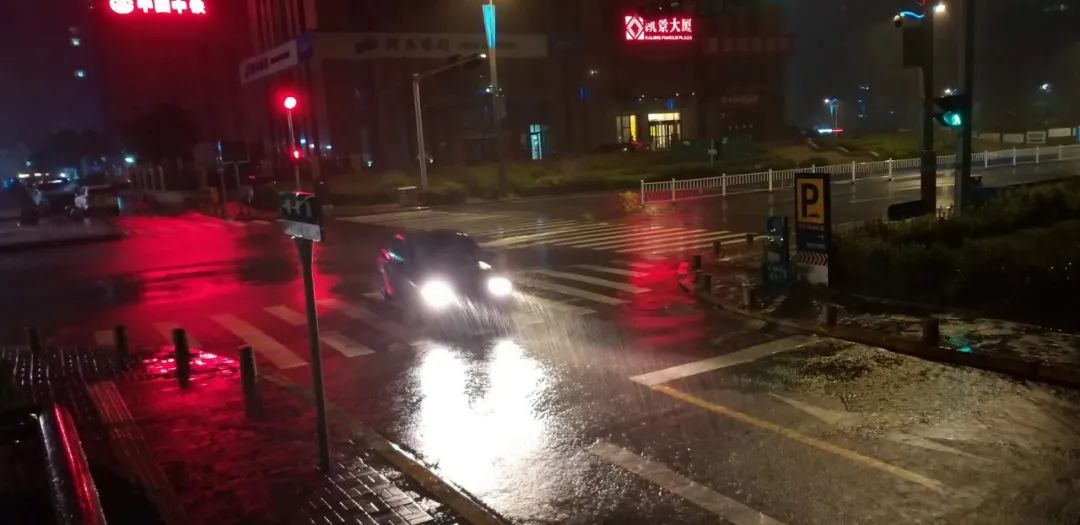 升级|青岛发布暴雨黄色预警：局部大暴雨 白天降雨仍将持续