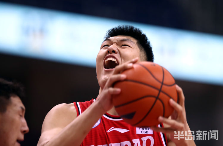半节|“汾酒上头”打了半节好球 青岛男篮遗憾负山西