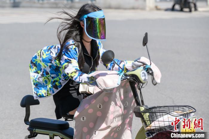 |主雨带北抬黄淮等地迎暴雨 南方高温范围将扩大