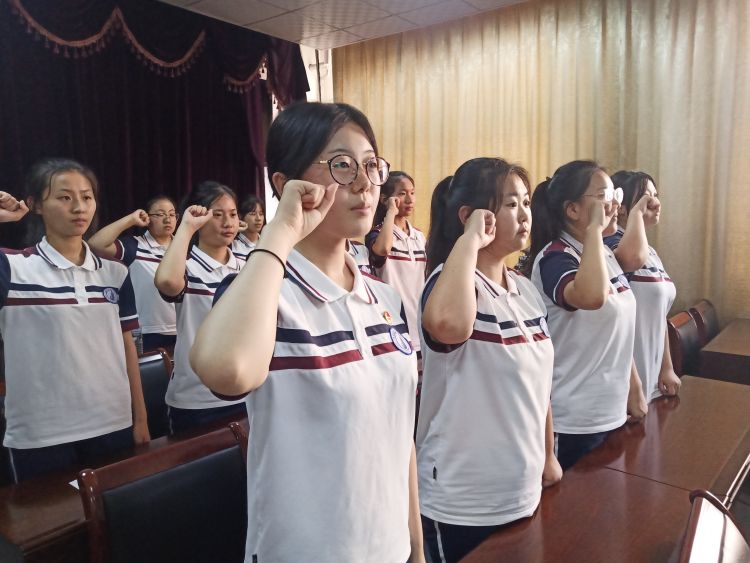 毕业典礼|青岛城市管理学校举行“云”上毕业典礼话离别