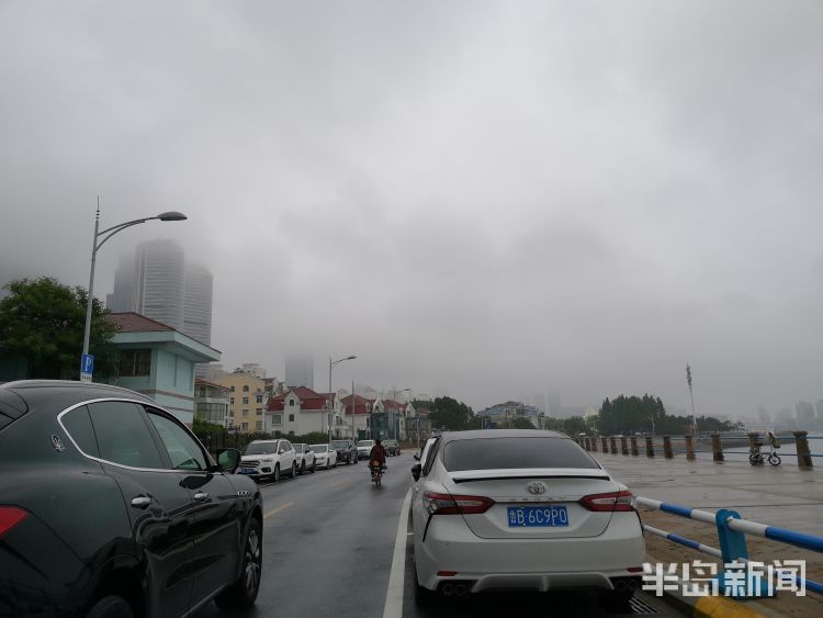 澳门路|狂风暴雨要来了！车停在青岛澳门路的车主赶快来挪车