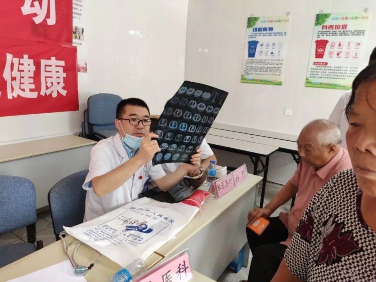 村级|青岛首家村级医保工作点 胶北后寨村医保工作点成立