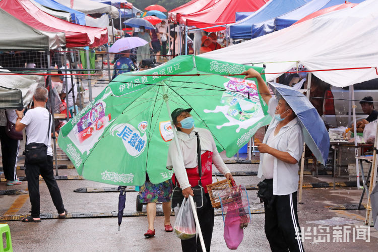李村集|雨中闲步李村集