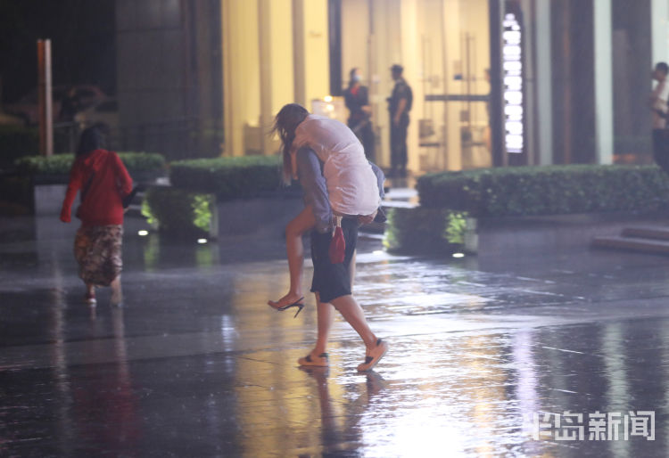 |雨浇大暑 风狂一夜！青岛发布大风橙色预警 降雨今收尾