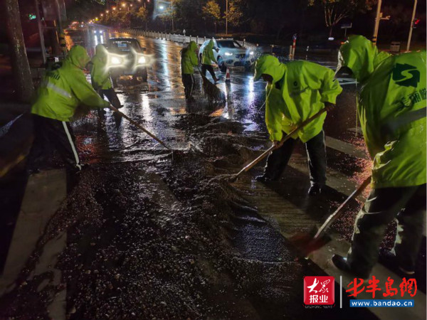 暴雨|连夜迎战暴雨 崂山区城市管理局交出这样一份答卷