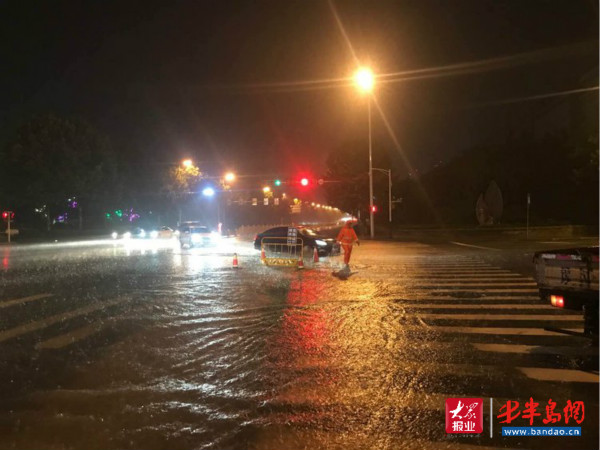 暴雨|连夜迎战暴雨 崂山区城市管理局交出这样一份答卷