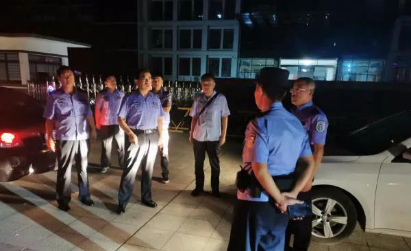 |突击检查！西海岸一处私屠滥宰窝点被捣毁