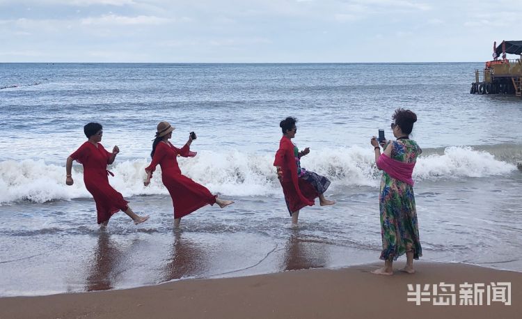 暴风雨|白浪缱绻海风习习 青岛西海岸新区金沙滩景区暴风雨后风景依旧