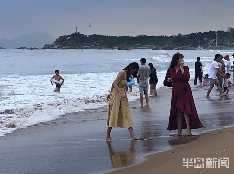 暴风雨|白浪缱绻海风习习 青岛西海岸新区金沙滩景区暴风雨后风景依旧