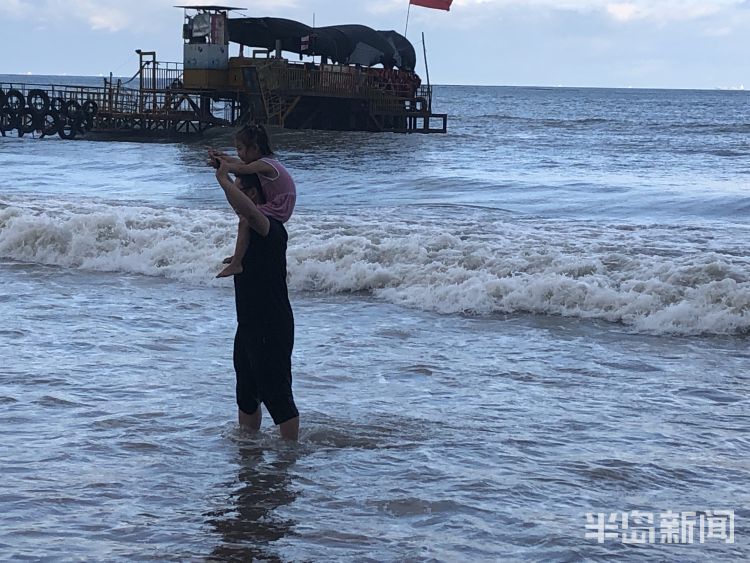 暴风雨|白浪缱绻海风习习 青岛西海岸新区金沙滩景区暴风雨后风景依旧