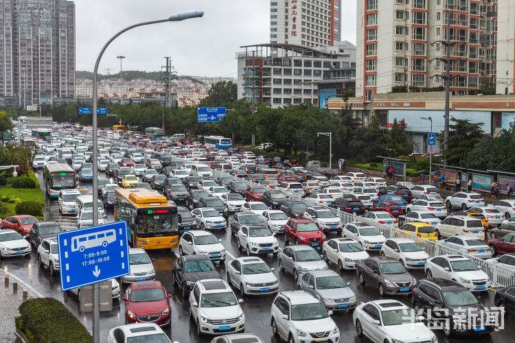 今夏|青岛：今夏最大一场雨 我们拍下了这些画面