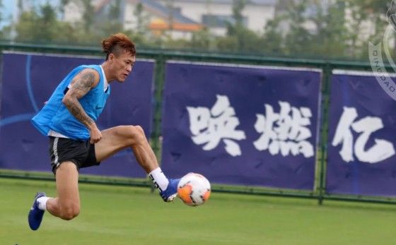 升班马|青岛黄海青港队25日晚亮相中超揭幕战 对手武汉卓尔上赛季排中超第六