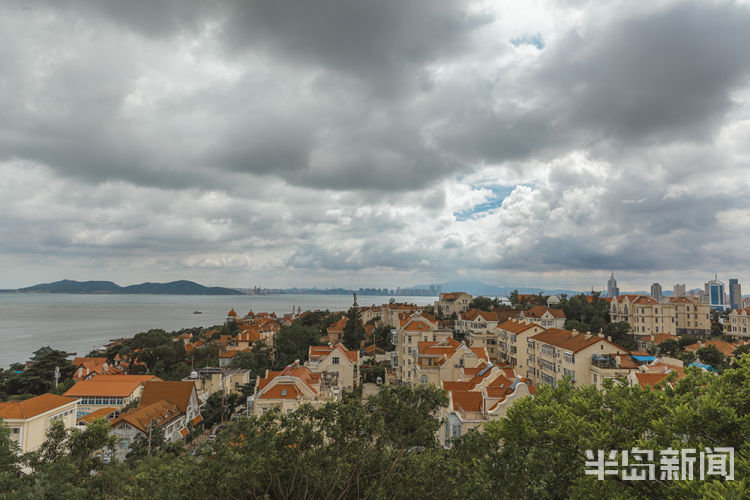 小鱼|小鱼山上一览青岛海滨风光