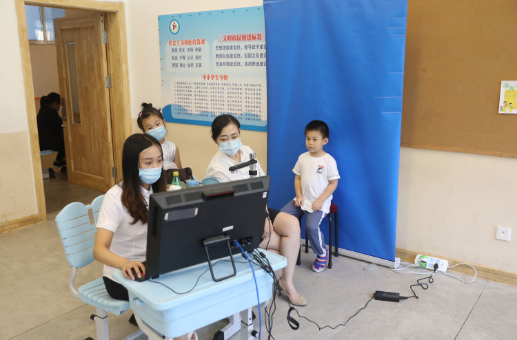 级新生|青岛各小学一年级新生报名现场确认 周日结束