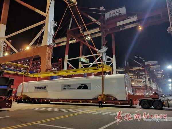 |中国首批出口北欧发达国家！“青岛造”电动车组起运欧洲