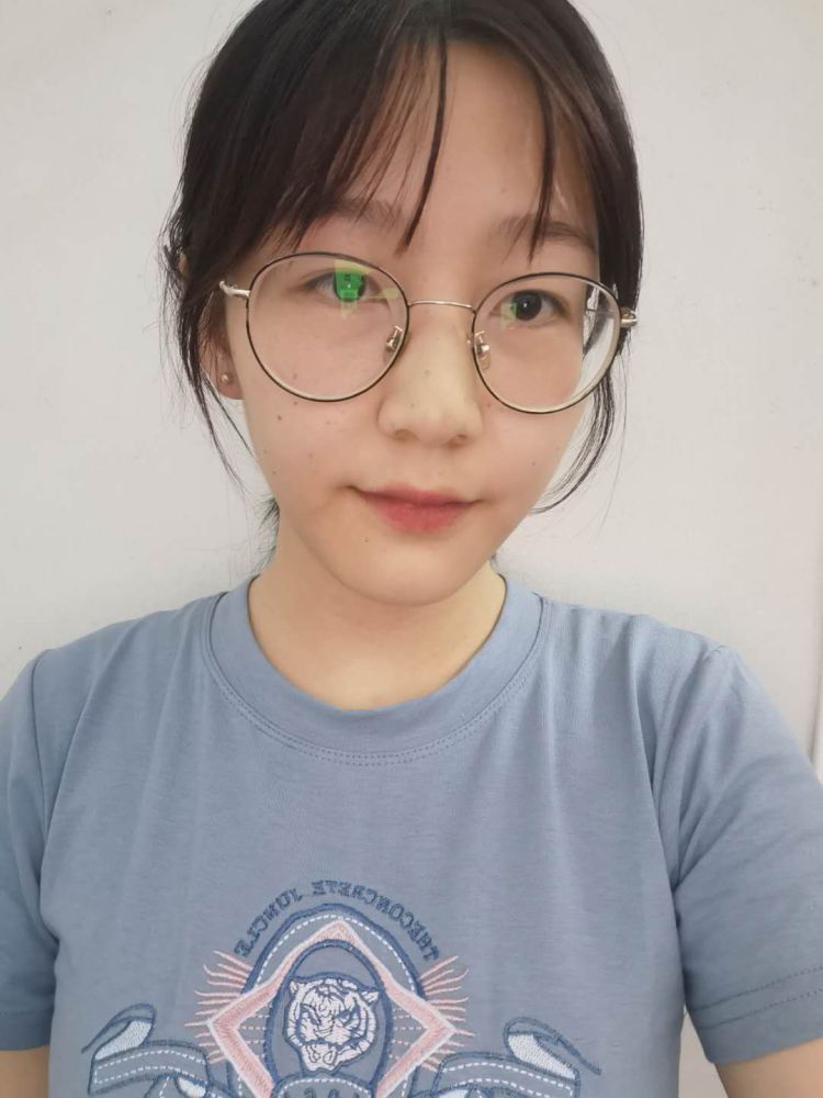 692|平度高分学霸考生：高考692分！她说，目标就是清华