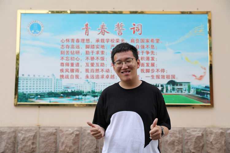 清华北大|六名高分学霸组团出道！其中三人同班同宿舍 有望携手上清华北大