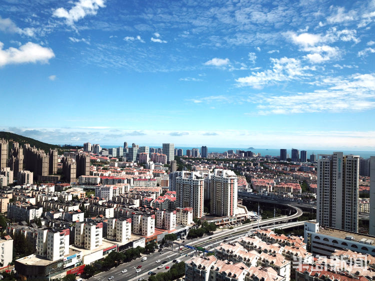 今儿|7月27日青岛市区终于蓝天白云 成为不少人朋友圈中的“网红”