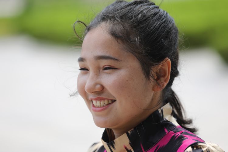 勤工|青岛科技大学：不少新疆学生暑期不回家 校园做勤工或备战考研