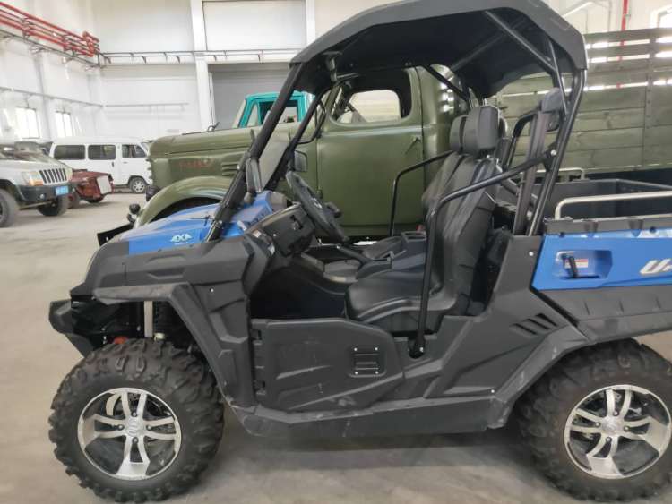 造浪|记者带您参观青岛东方影都 揭秘道具、魔音、造浪等影视拍摄幕后