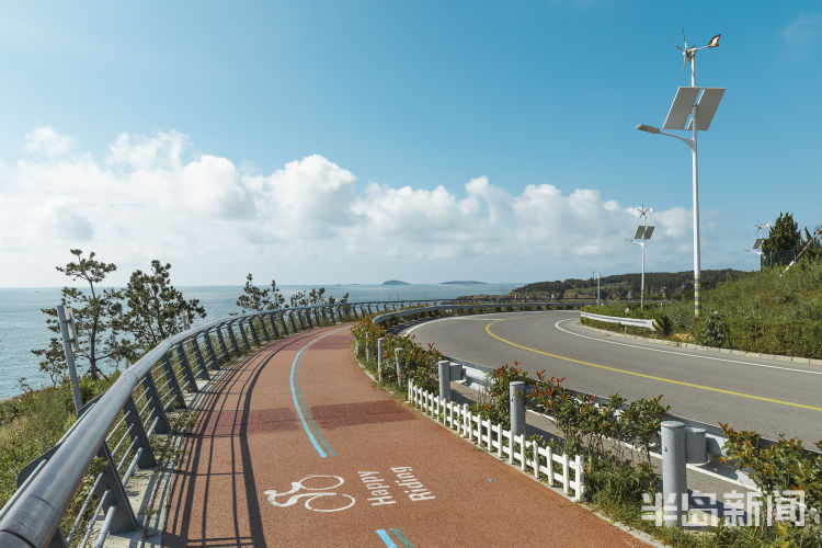 海路|航拍西海岸新区九龙山路蜿蜒环海的美丽景色