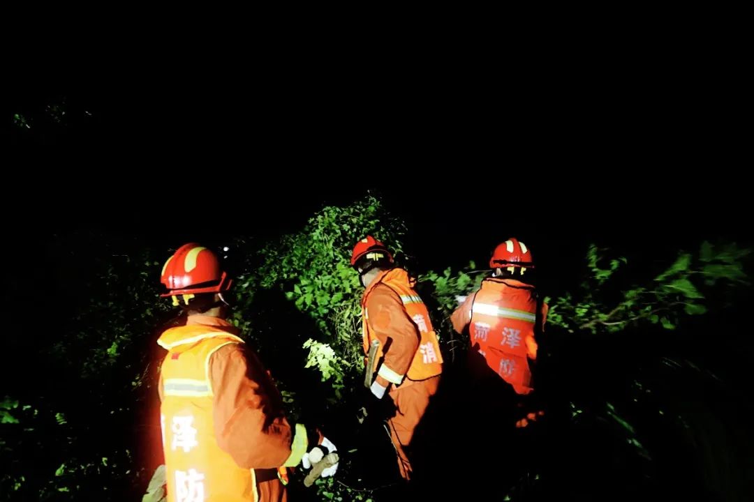 |这就是山东：好样的！山东小伙儿！