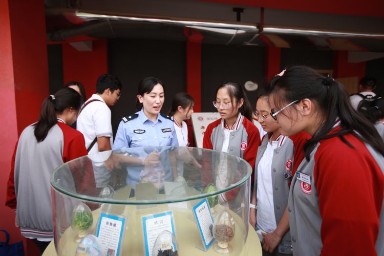 禁毒|城阳区禁毒宣传进校园 筑牢青春“防火墙”