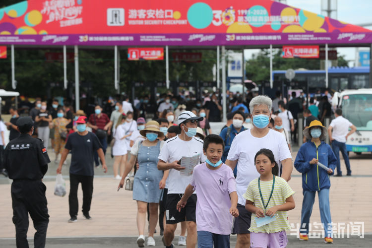 啤酒节|第三十届青岛国际啤酒节金沙滩啤酒城7月31日开城