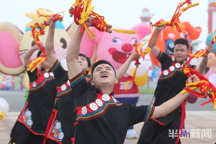 啤酒节|第三十届青岛国际啤酒节金沙滩啤酒城7月31日开城