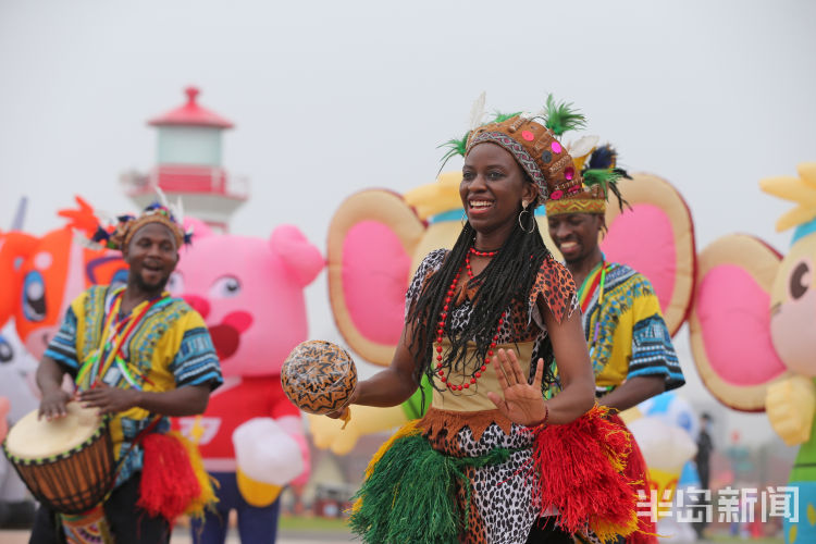 啤酒节|第三十届青岛国际啤酒节金沙滩啤酒城7月31日开城