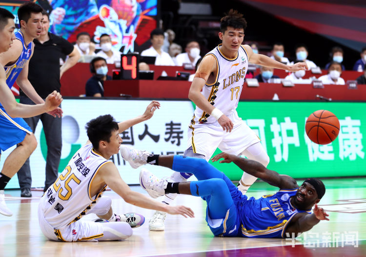 爆冷|CBA季后赛开战 浙江广厦爆冷不敌福建遭遇“黑十二”