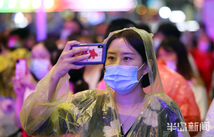 醉美人|第30届青岛国际啤酒节开幕 看啤酒城里的醉美人