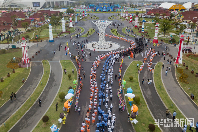 欢醉|金沙滩啤酒城开城：风情热情激情 陶醉欢醉沉醉