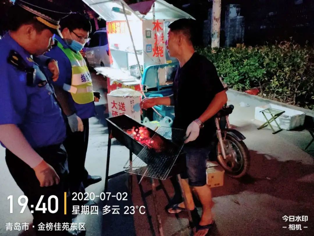 动真格|青岛西海岸新区辛安综合执法中队启动专项整治 严管店外烧烤